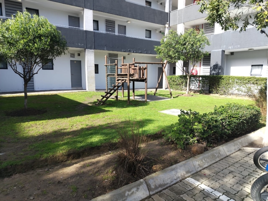 2 Bedroom Property for Sale in Parklands Western Cape